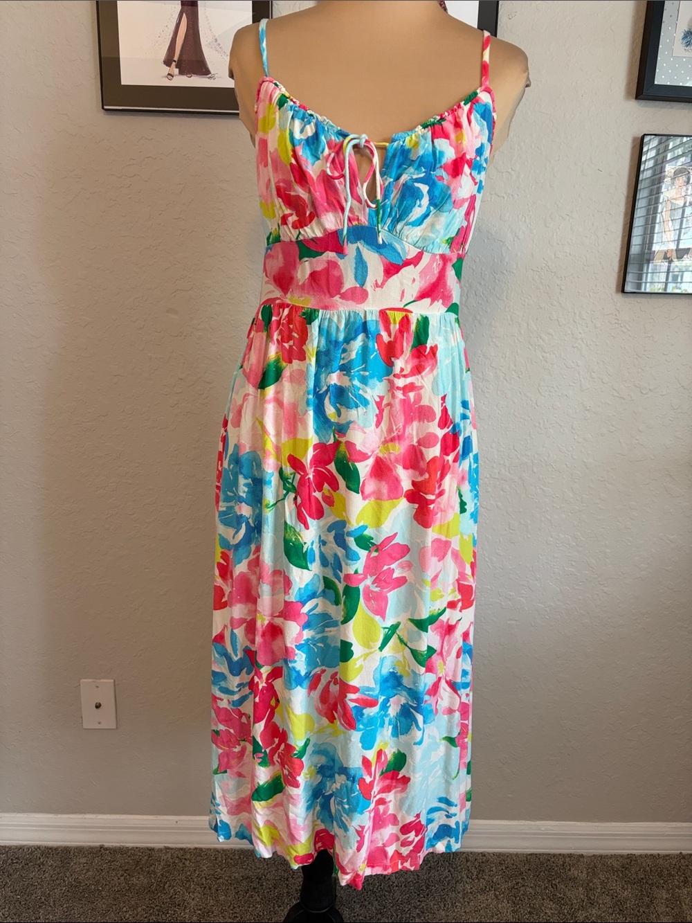 Bright floral midi dress size small Old Navy adjustable straps